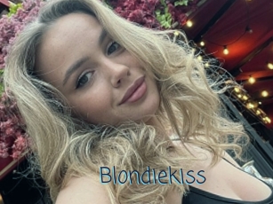 Blondiekiss