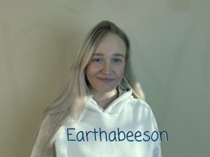 Earthabeeson