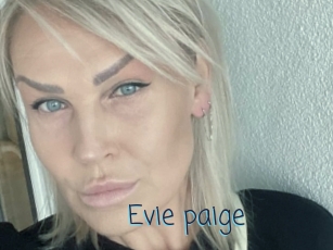 Evie_paige