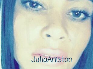 Julia_Aniston