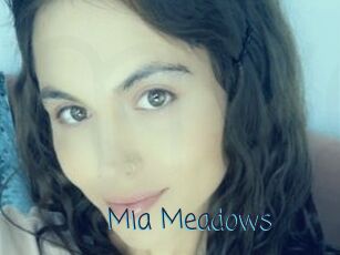 Mia_Meadows