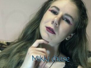 Mikki_chase