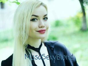 MusaSexyBlond