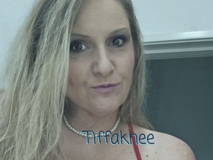 Tiffaknee