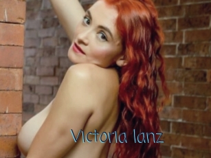 Victoria_lanz